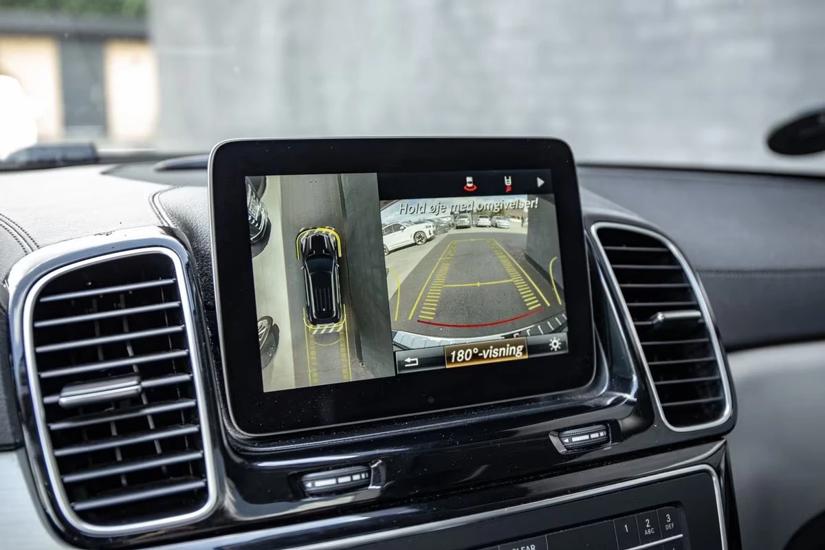 Mercedes-Benz GLE 350 d/AMG/258HP/AIRM./360CAM/LIFT/H&K/ACC/L.ASS/885f | Mobile.bg   12