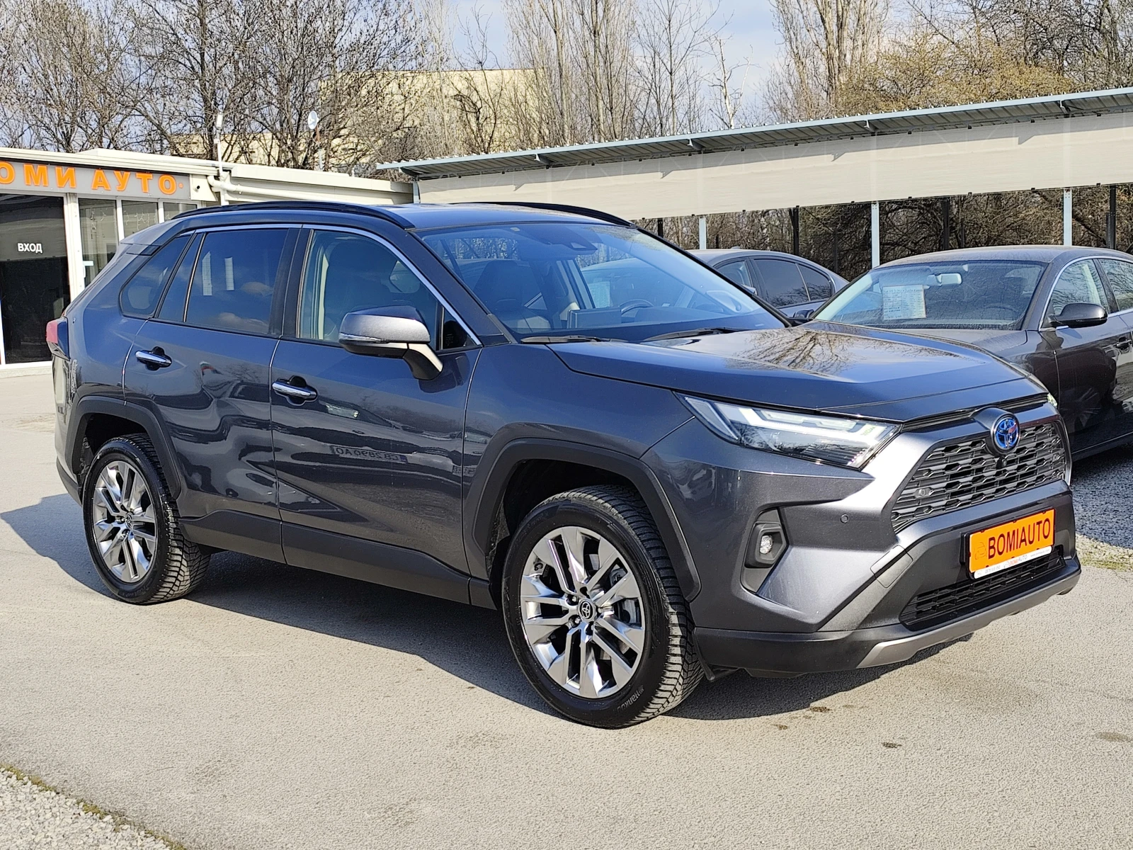 Toyota Rav4 2.5HYBRID* AWD* 4X4* LOUNGE* LED* NAVI* , снимка 3 - Автомобили и джипове - 53875559