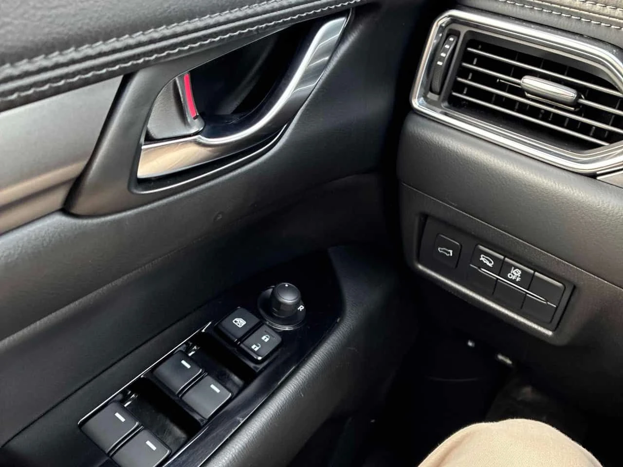 Mazda CX-5 * AWD * CARFAX * БЕЗ ПЪРВОНАЧАЛНА ВНОСКА, снимка 14 - Автомобили и джипове - 53896519