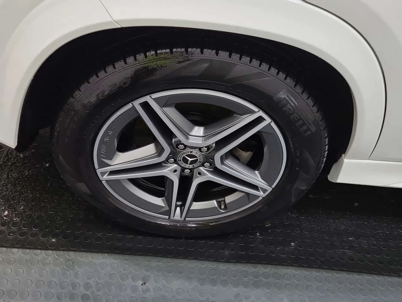 Mercedes-Benz GLE 350 ПАНОРАМА/АМБИЕНТНО/360 КАМЕРИ/HEAD-UP DISPLAY , снимка 8 - Автомобили и джипове - 54032818