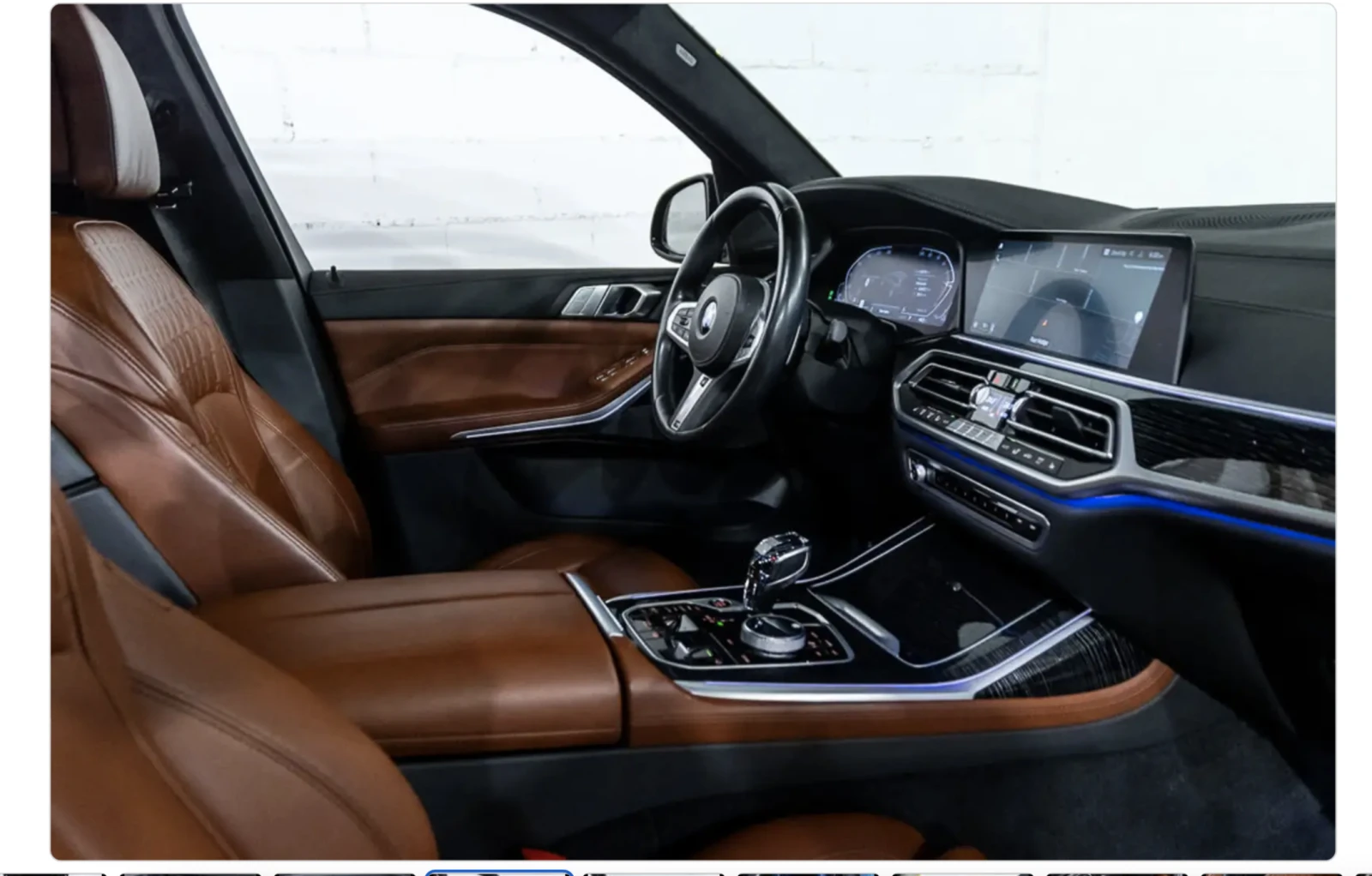 BMW X7 M Individual от Представителство, снимка 8 - Автомобили и джипове - 54294934