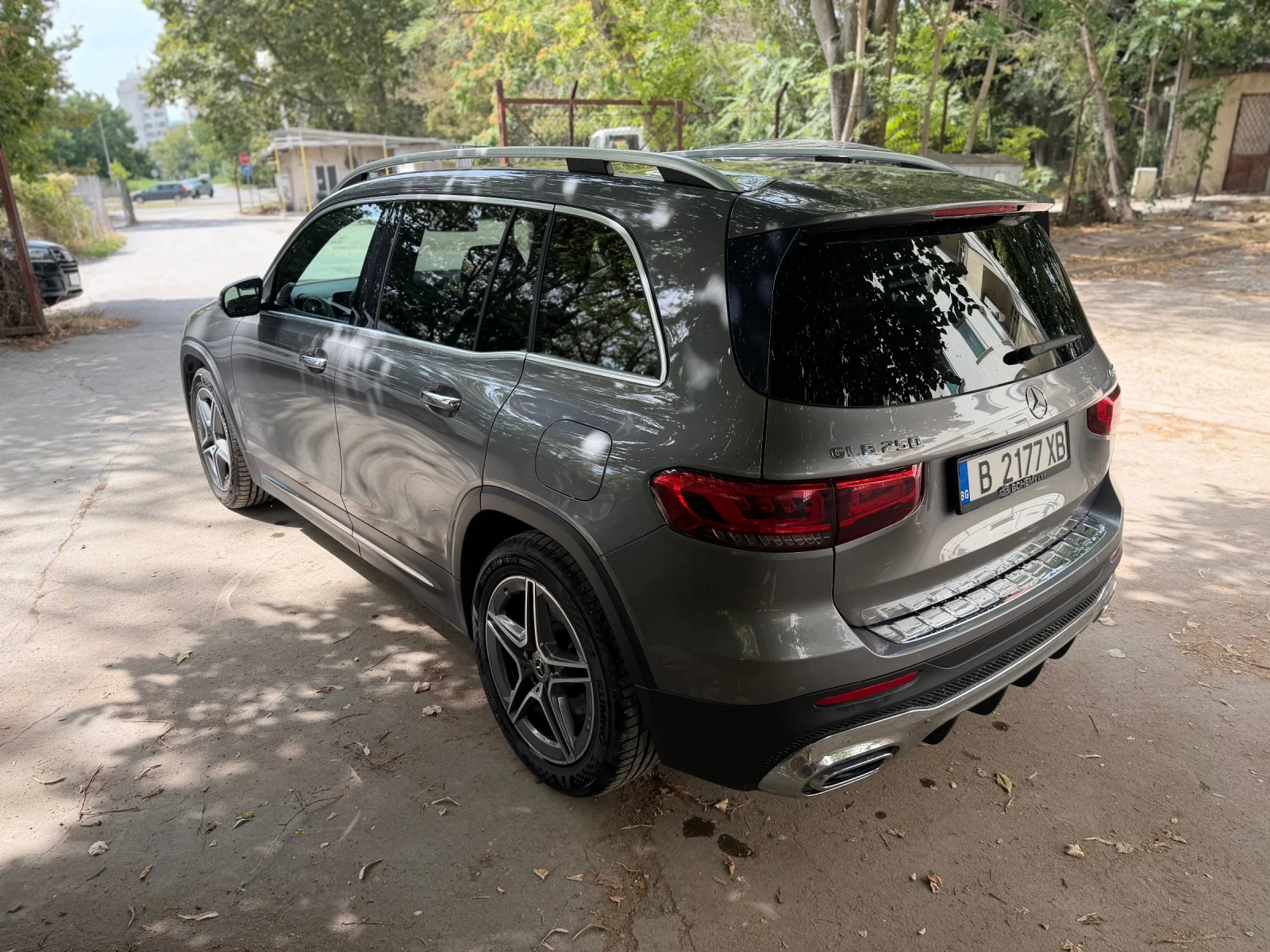 Mercedes-Benz GLB 250 AMG -ПАНОРАМА-ОБДУХВАНЕ-ДИСТРОНИК, снимка 8 - Автомобили и джипове - 55696481