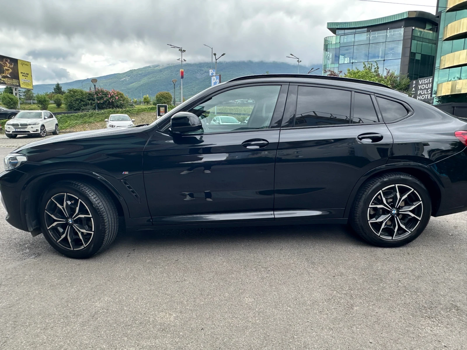 BMW X4 BMW Х4M Sport/Laser/Panorama/Mild Hybrid /Гаранция, снимка 5 - Автомобили и джипове - 54881658