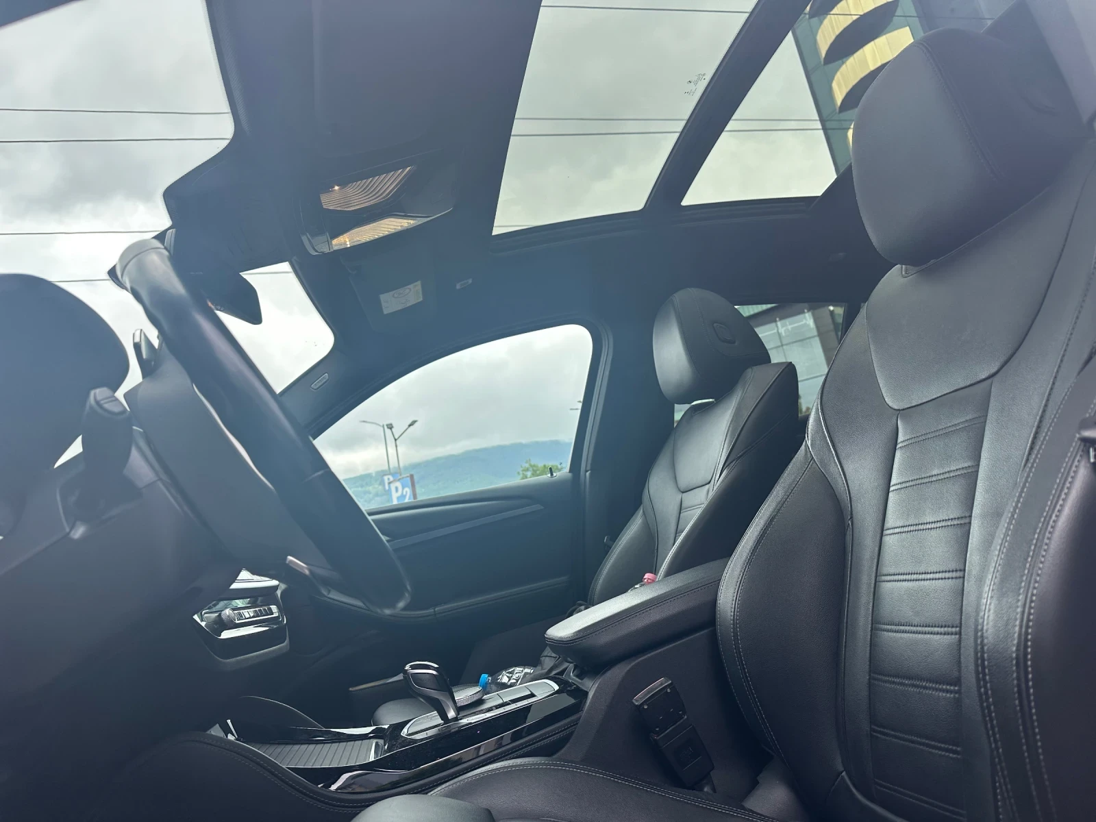 BMW X4 BMW Х4M Sport/Laser/Panorama/Mild Hybrid /Гаранция, снимка 2 - Автомобили и джипове - 54881658