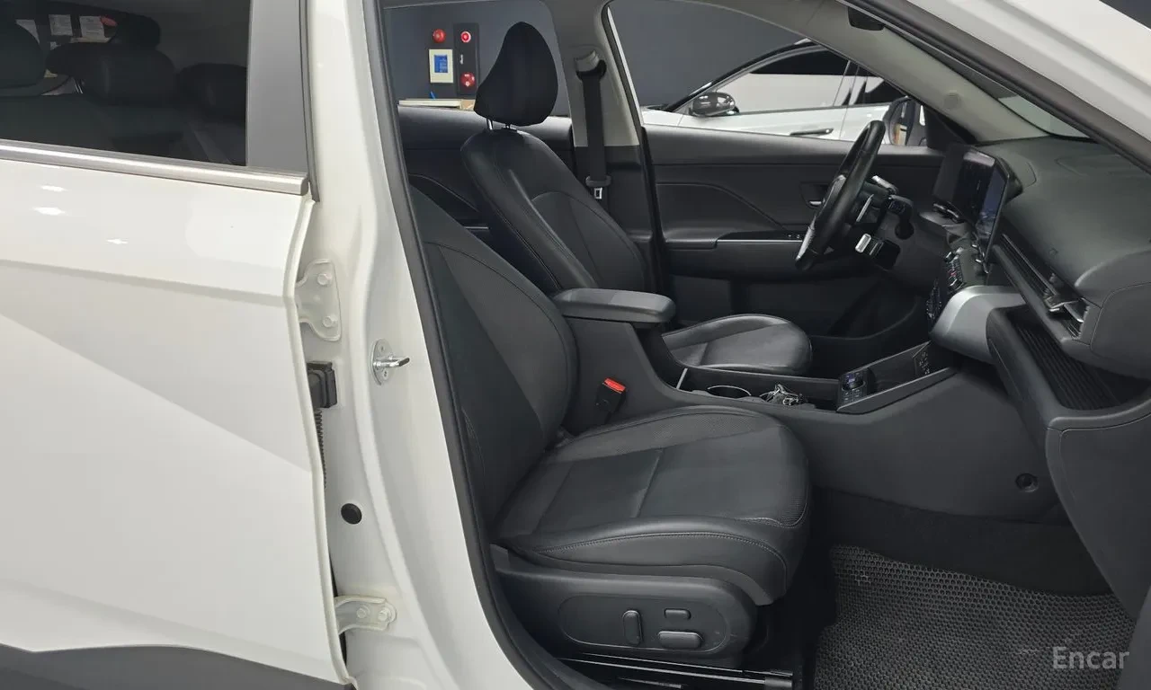 Hyundai Kona 1.6 Turbo* Inspiration* ОБДУХ* КОЖА* FULL, снимка 13 - Автомобили и джипове - 55562195