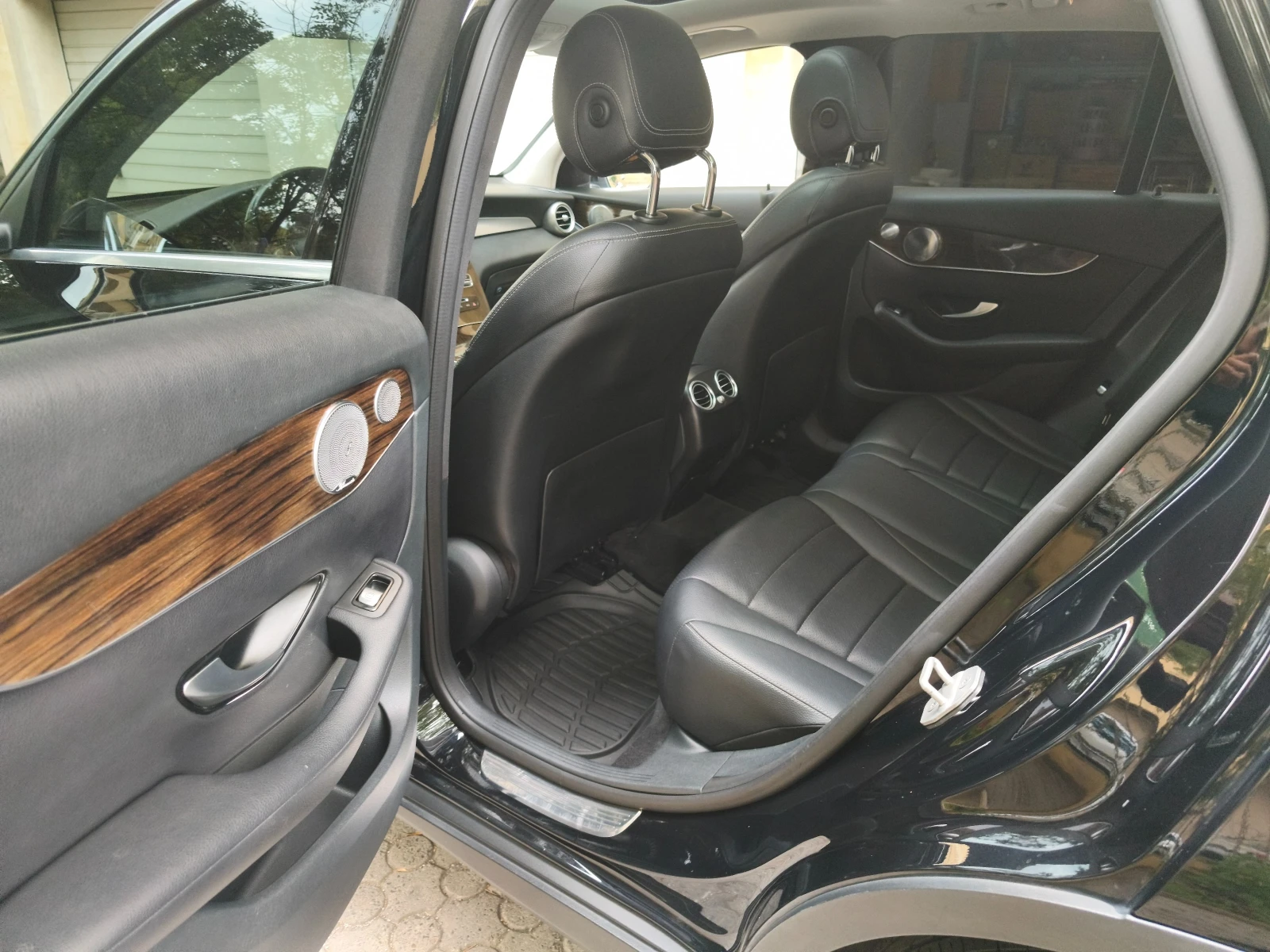 Mercedes-Benz GLC 300, снимка 14 - Автомобили и джипове - 56142873