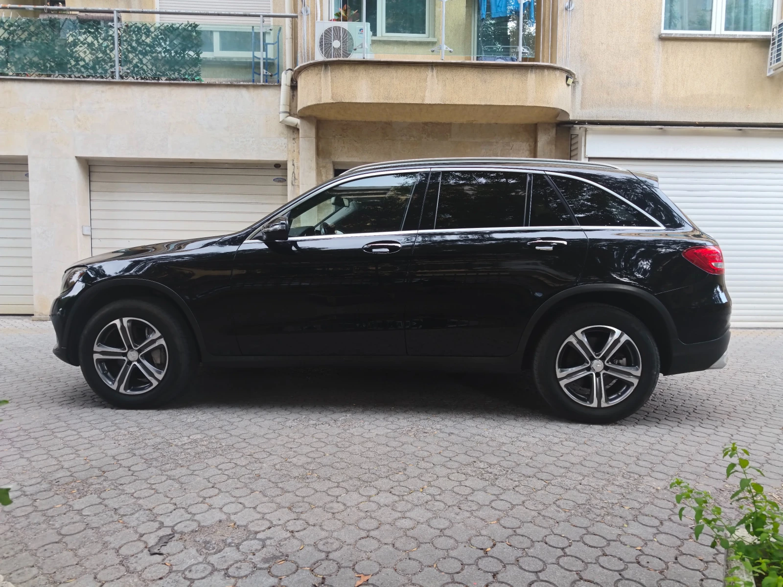 Mercedes-Benz GLC 300, снимка 5 - Автомобили и джипове - 56142873