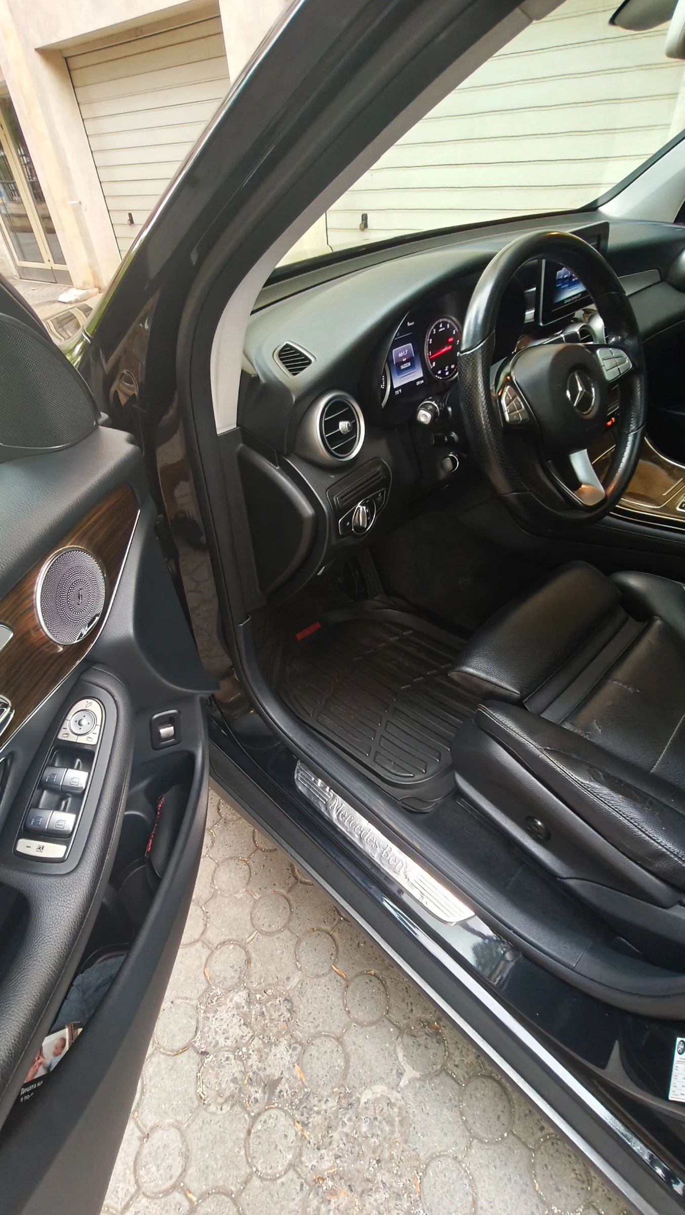 Mercedes-Benz GLC 300, снимка 12 - Автомобили и джипове - 56142873