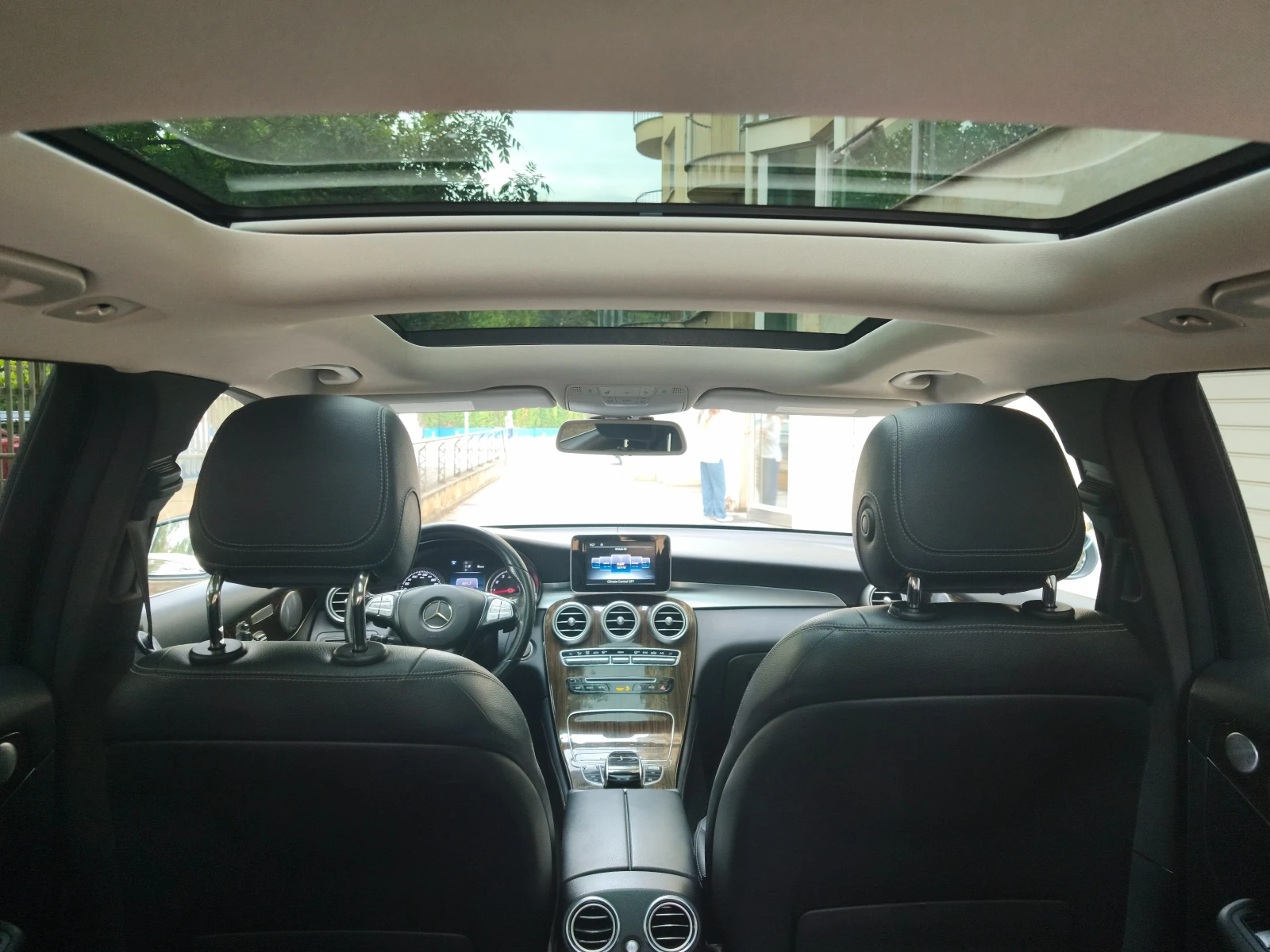 Mercedes-Benz GLC 300, снимка 10 - Автомобили и джипове - 56142873