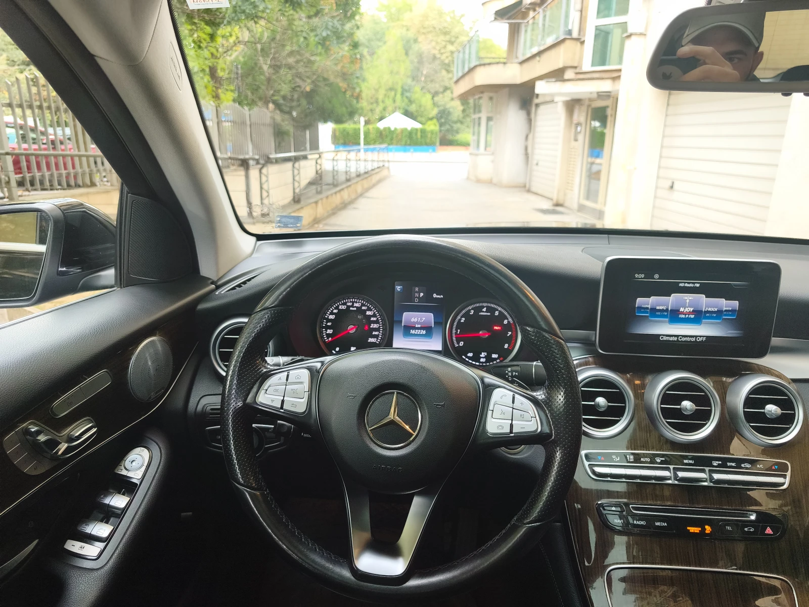Mercedes-Benz GLC 300, снимка 11 - Автомобили и джипове - 56142873