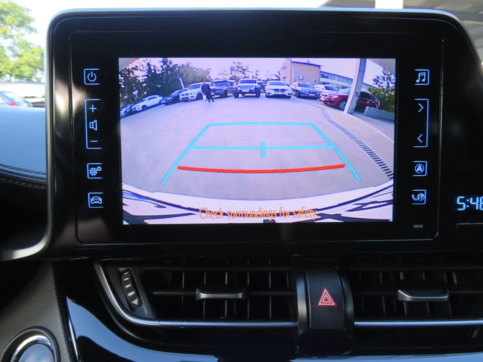 Toyota C-HR * HYBRID KEYLESS СЕРВИЗНА ИСТОРИЯ* , снимка 17 - Автомобили и джипове - 56231438