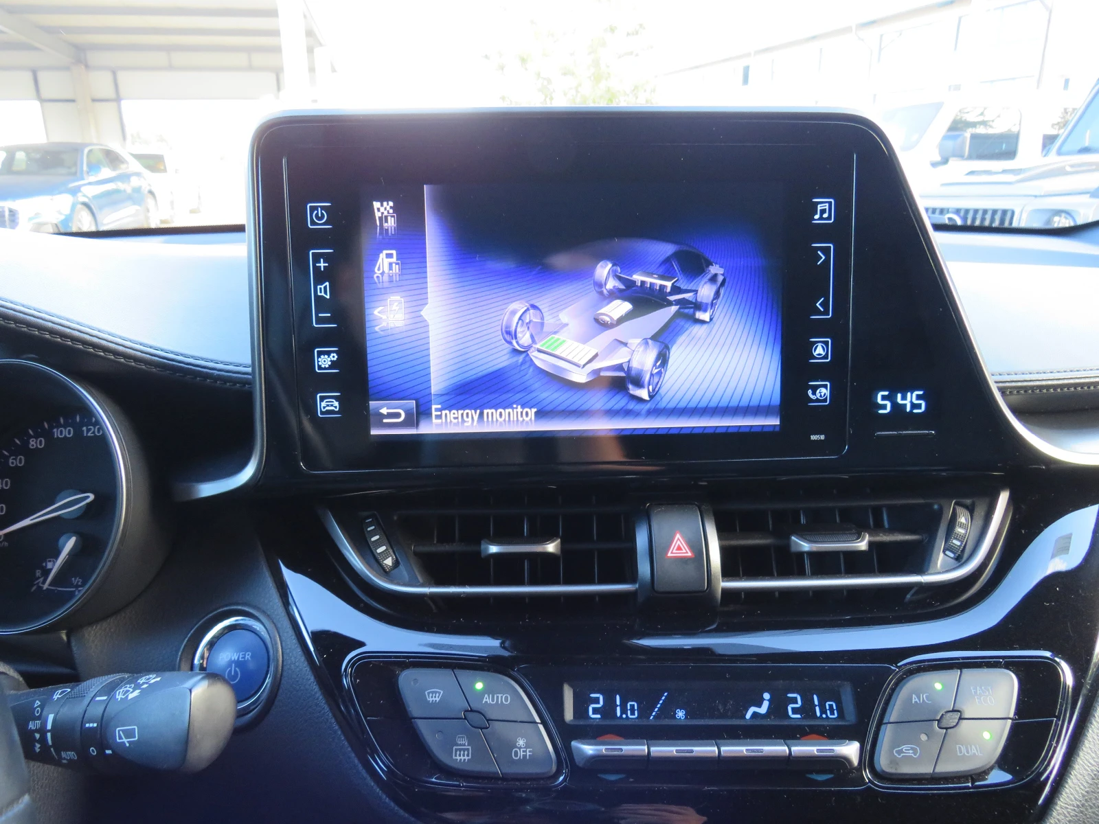 Toyota C-HR * HYBRID KEYLESS СЕРВИЗНА ИСТОРИЯ* , снимка 14 - Автомобили и джипове - 56231438