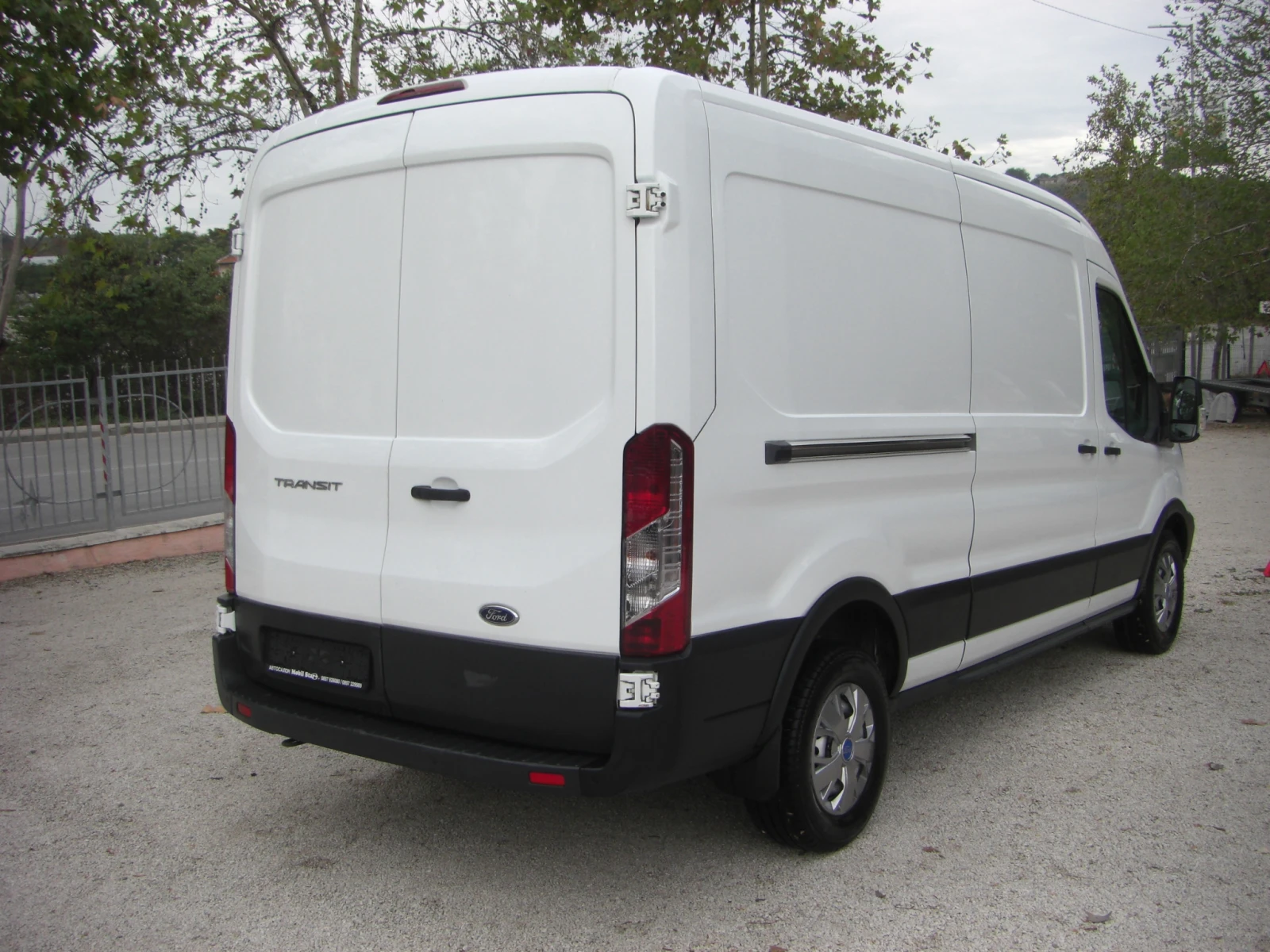 Ford Transit 2.2cdti 6ck.EURO 5B - изображение 5