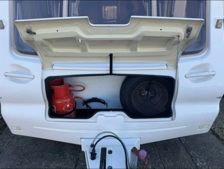 Каравана Bailey Ranger 510, снимка 15 - Каравани и кемпери - 53864227