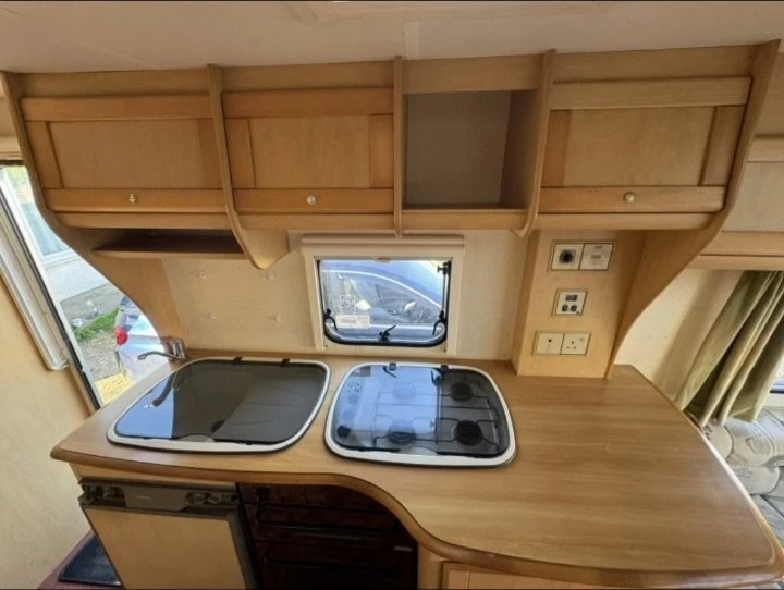 Каравана Bailey Ranger 510, снимка 14 - Каравани и кемпери - 53864227