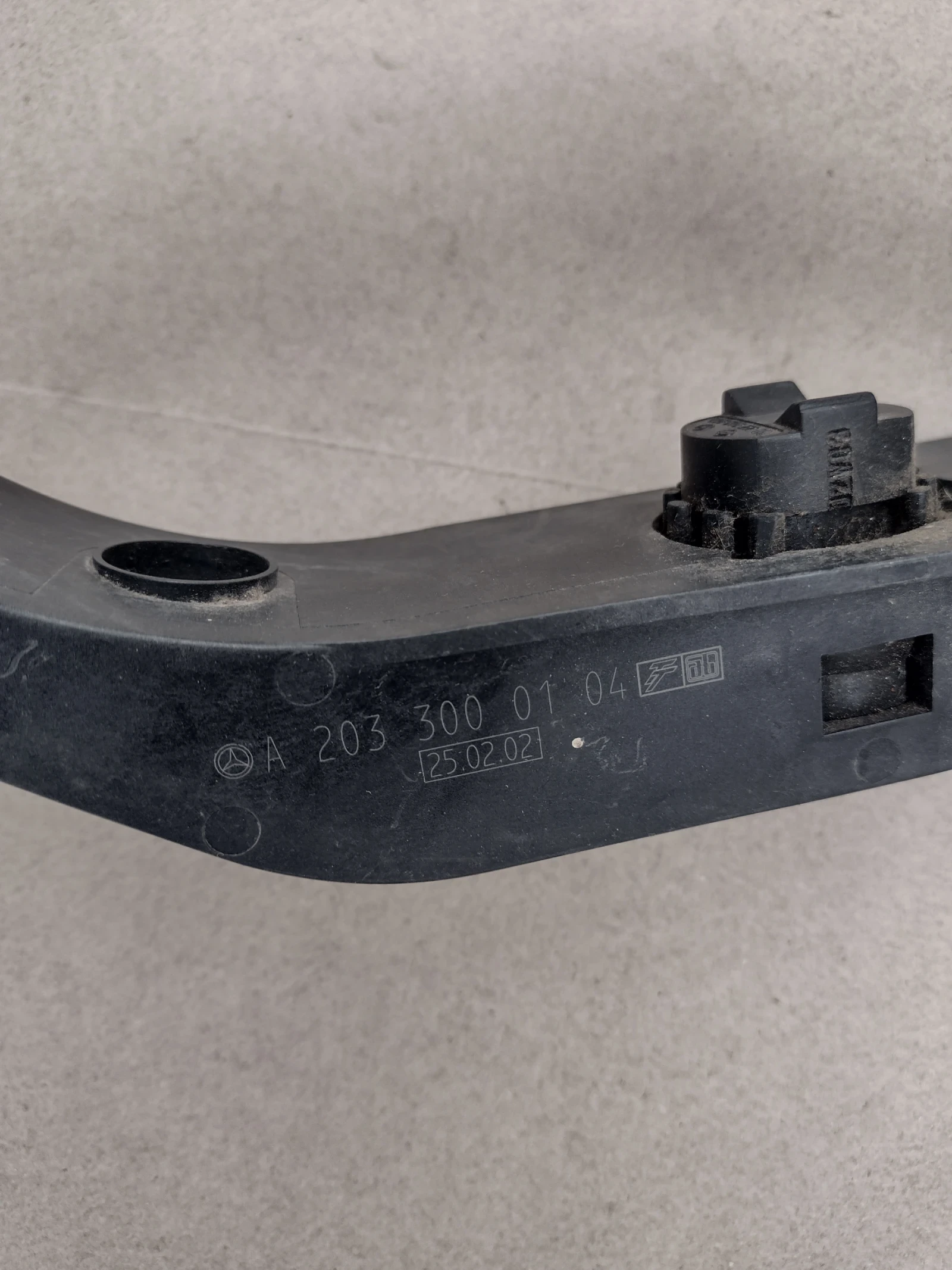 A2033000104   Mercedes-Benz C-Class W203 A 203 300 01 04 | Mobile.bg   2