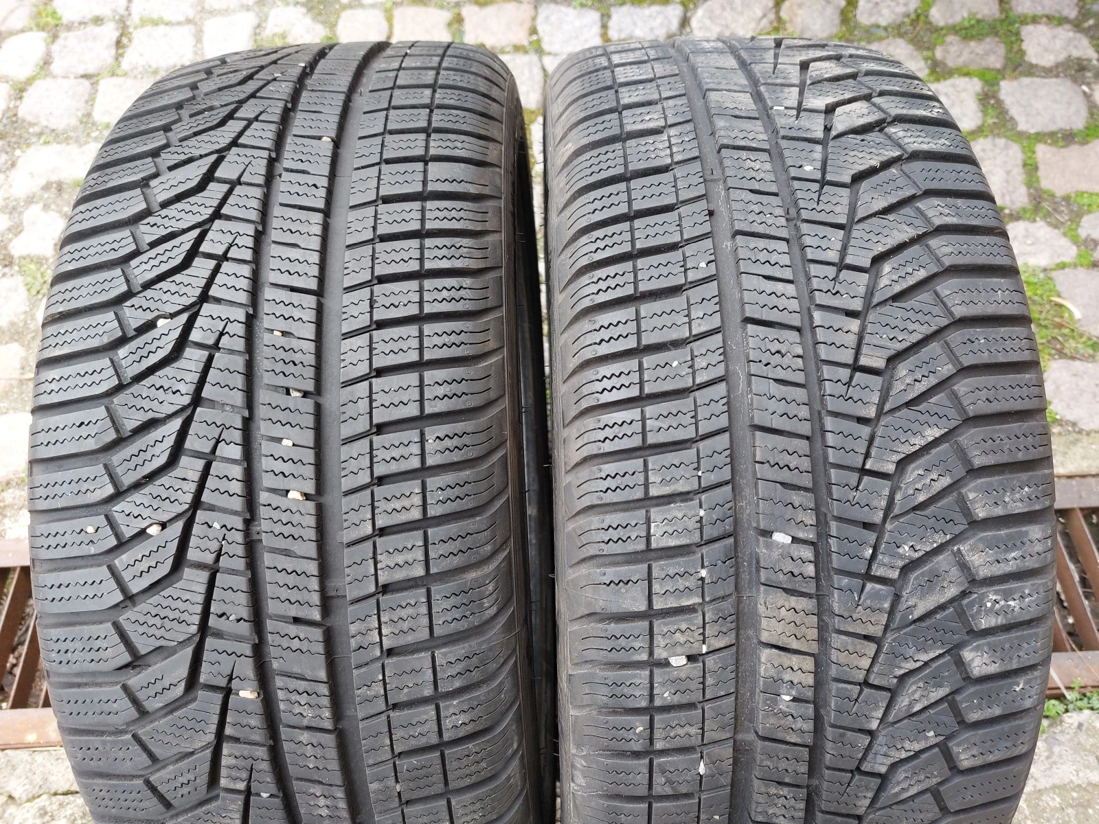 ���� 225/40R18 | Mobile.bg � ����������� 2