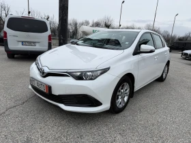Toyota Auris, снимка 1