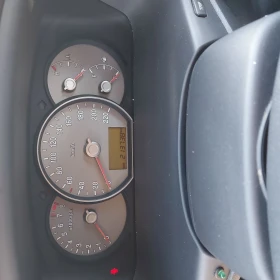 Kia Carens, снимка 12