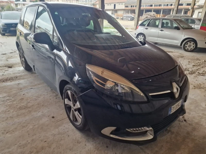 Renault Scenic 1.5 dci, снимка 2 - Автомобили и джипове - 46717225