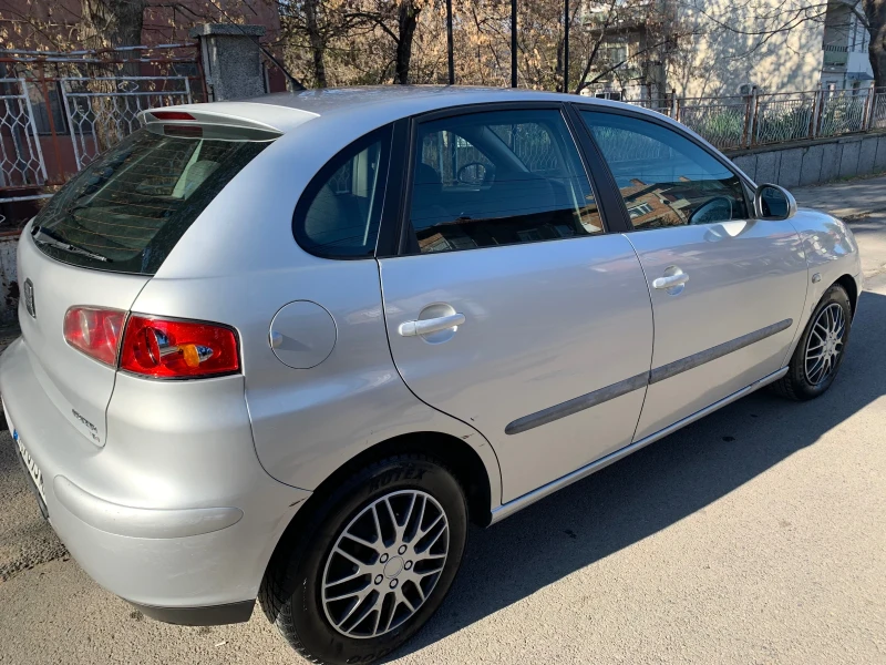 Seat Ibiza, снимка 6 - Автомобили и джипове - 47795706