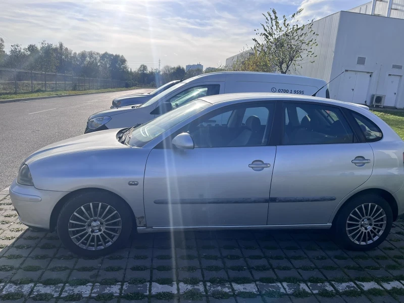 Seat Ibiza, снимка 3 - Автомобили и джипове - 47795706