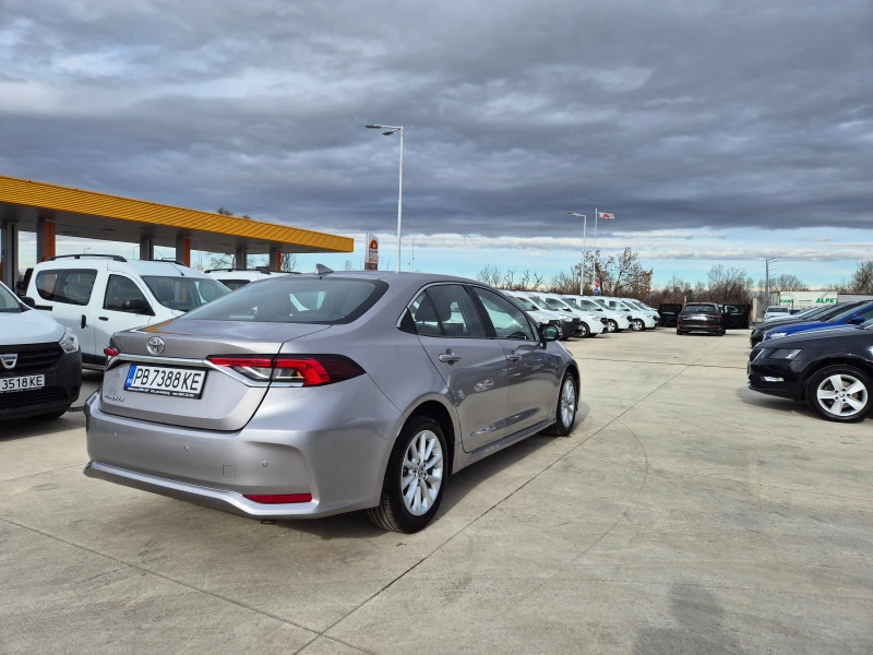 Toyota Corolla EXECUTIVE-С-Гаранция-1.6 A/T, снимка 5 - Автомобили и джипове - 48056431