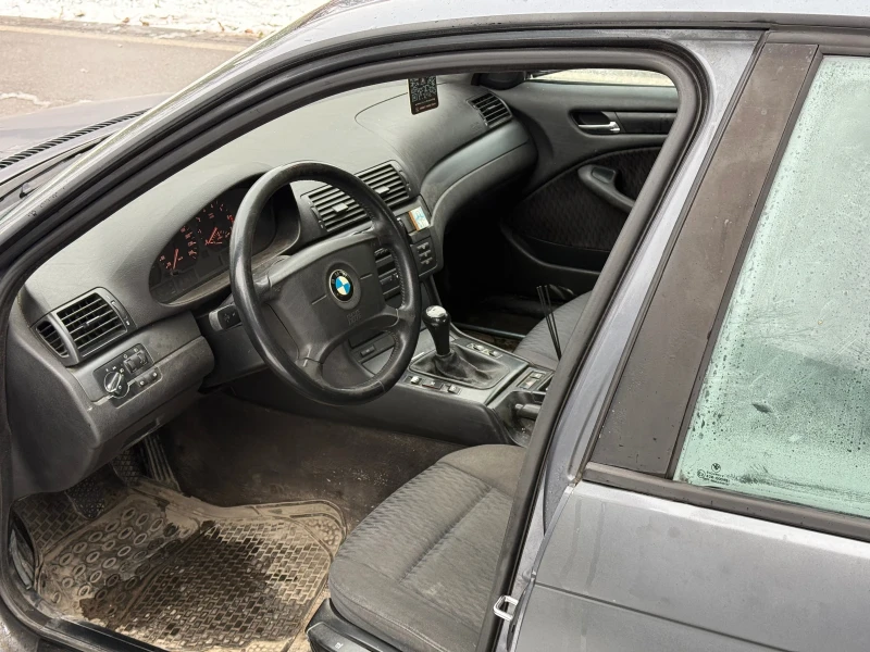 BMW 318, снимка 9 - Автомобили и джипове - 48169847