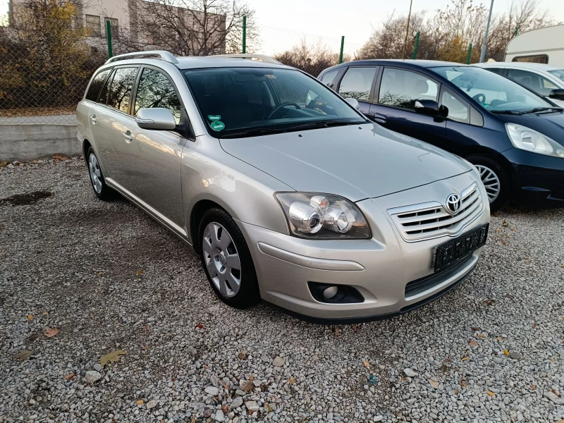 Toyota Avensis 1.8 i  Бензин, снимка 5 - Автомобили и джипове - 48262914