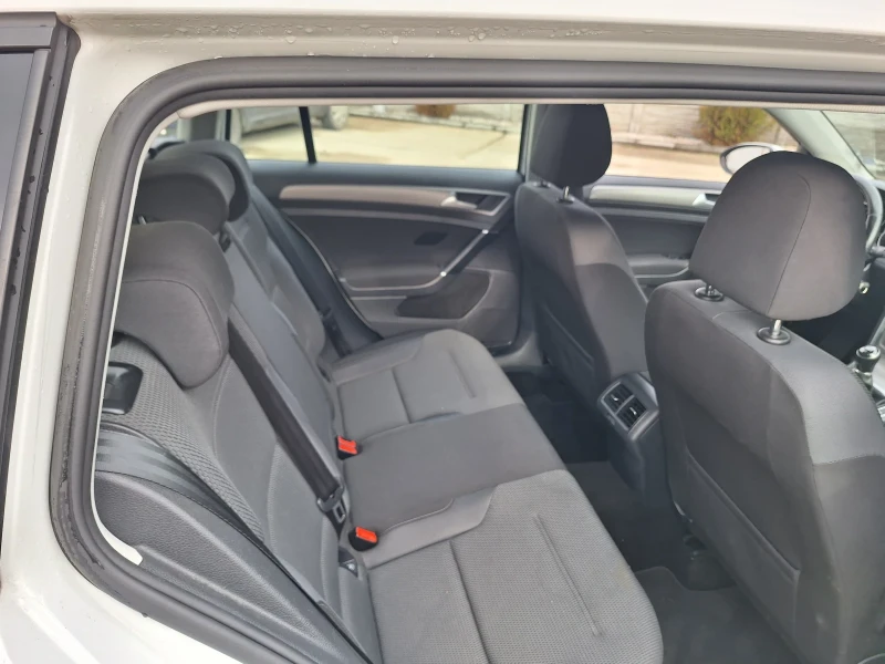 VW Golf 7 EURO6, снимка 7 - Автомобили и джипове - 48353972