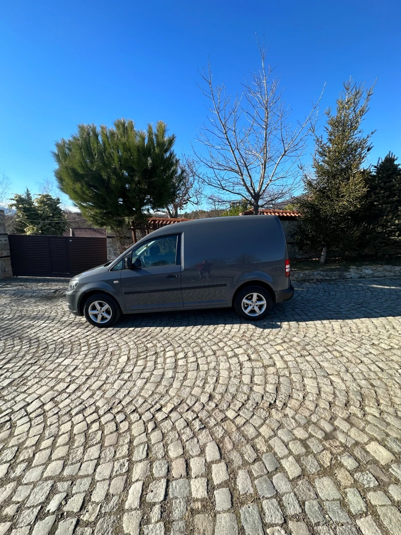 VW Caddy товарно, снимка 12 - Автомобили и джипове - 48842612