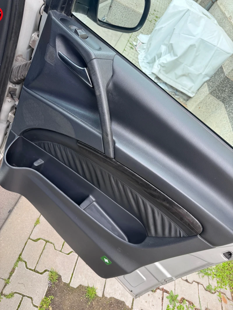 Mercedes-Benz Viano  2.2CDI (2-ри собственик) 7-местен 639, снимка 13 - Автомобили и джипове - 52431826