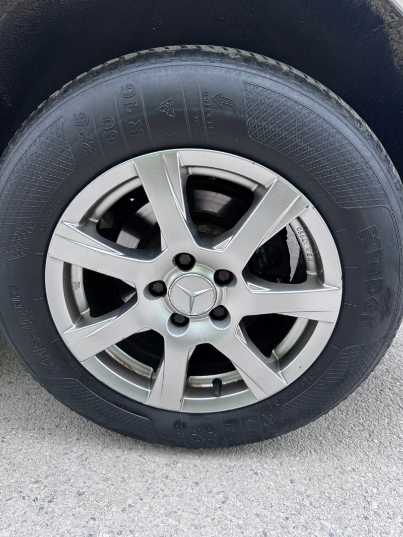 Mercedes-Benz Viano  2.2CDI (2-ри собственик) 7-местен 639, снимка 7 - Автомобили и джипове - 52431826