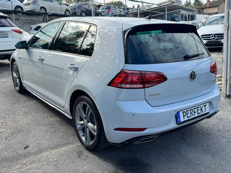 VW Golf 1.6TDI DSG* R-Line, снимка 6 - Автомобили и джипове - 52181641