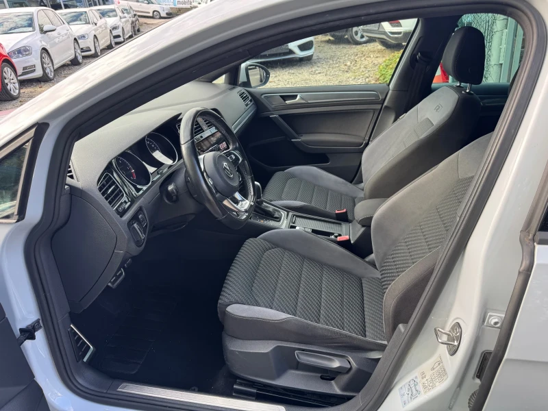 VW Golf 1.6TDI DSG* R-Line, снимка 10 - Автомобили и джипове - 52181641
