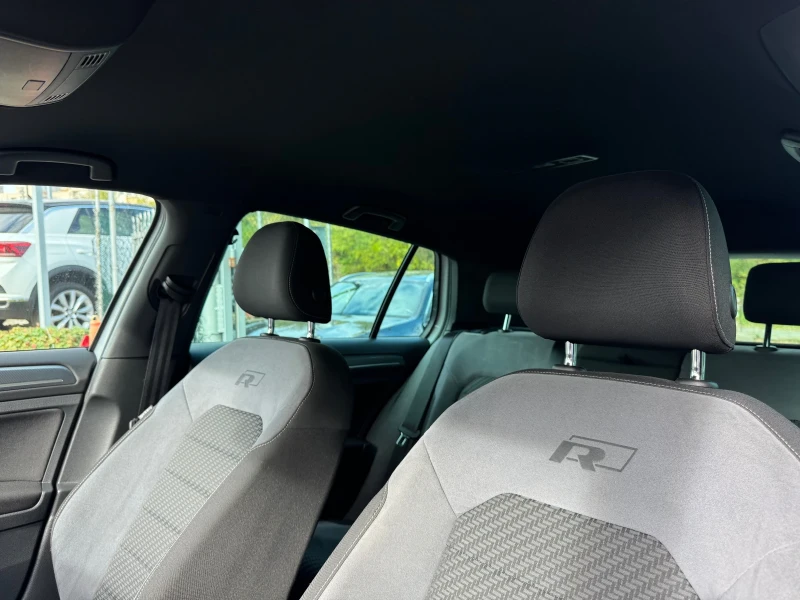 VW Golf 1.6TDI DSG* R-Line, снимка 9 - Автомобили и джипове - 52181641