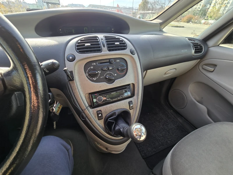 Citroen Xsara picasso, снимка 7 - Автомобили и джипове - 52446140