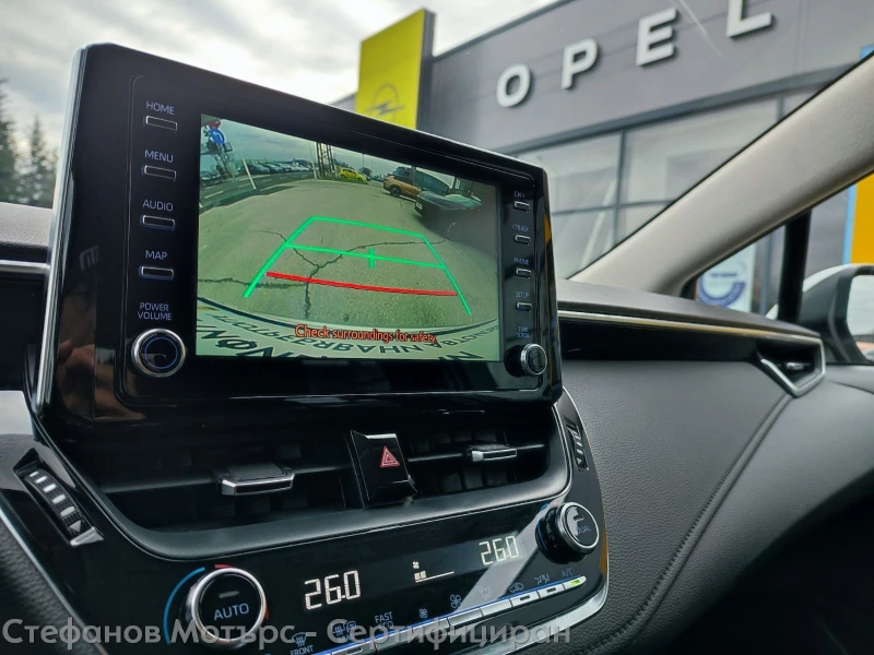 Toyota Corolla Executive 1.8 Hybrid (122hp) AT, снимка 15 - Автомобили и джипове - 53154449