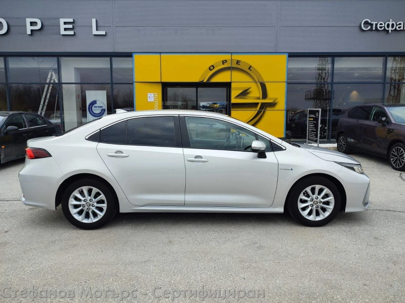 Toyota Corolla Executive 1.8 Hybrid (122hp) AT, снимка 5 - Автомобили и джипове - 53154449