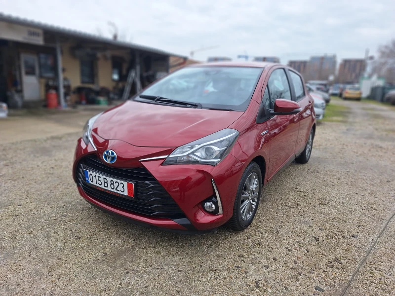 Toyota Yaris 1.5 hybrid, снимка 7 - Автомобили и джипове - 53231833