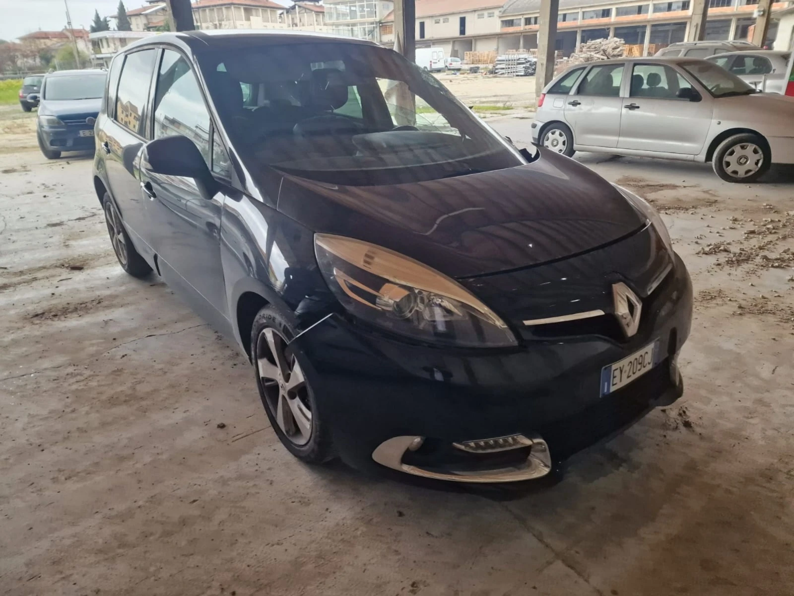 Renault Scenic 1.5 dci - изображение 3