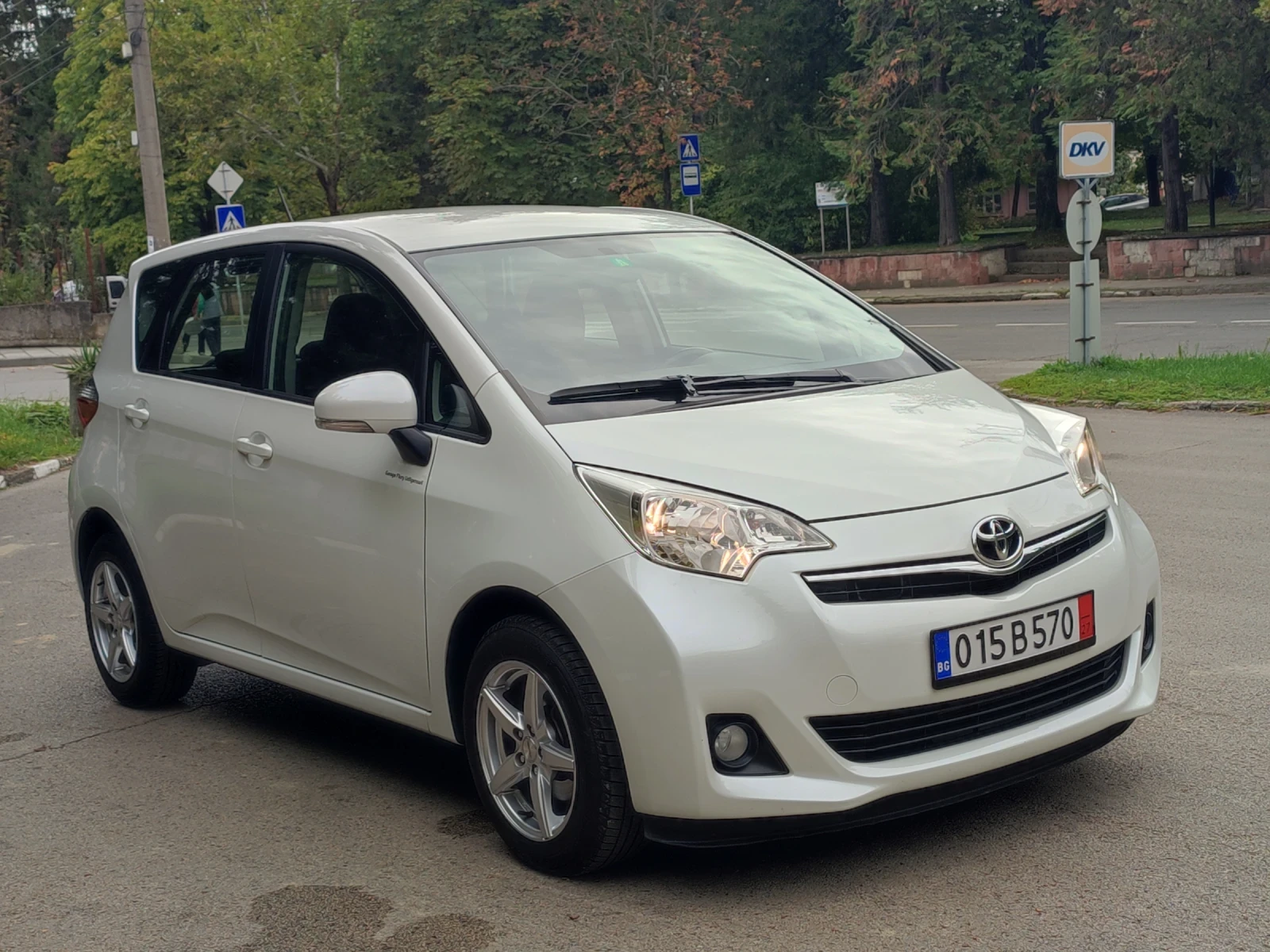 Toyota Verso S 1.33VVT-i 6 ск. ШВЕЙЦАРИЯ  - изображение 3