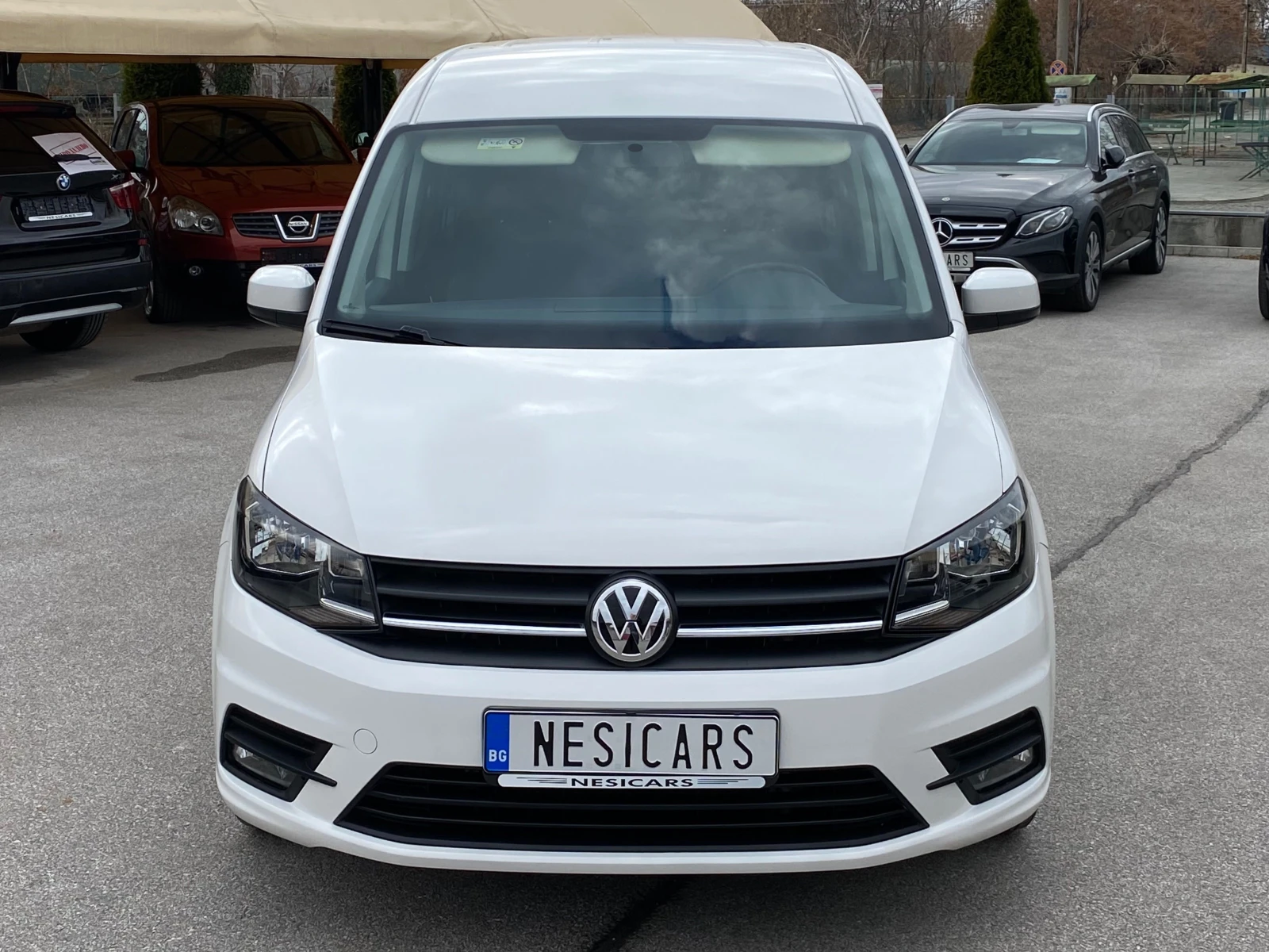 VW Caddy 2.0TDI 7-MECTEH 2017г. ОТЛИЧНО СЪСТОЯНИЕ !!!EURO 6 - изображение 2