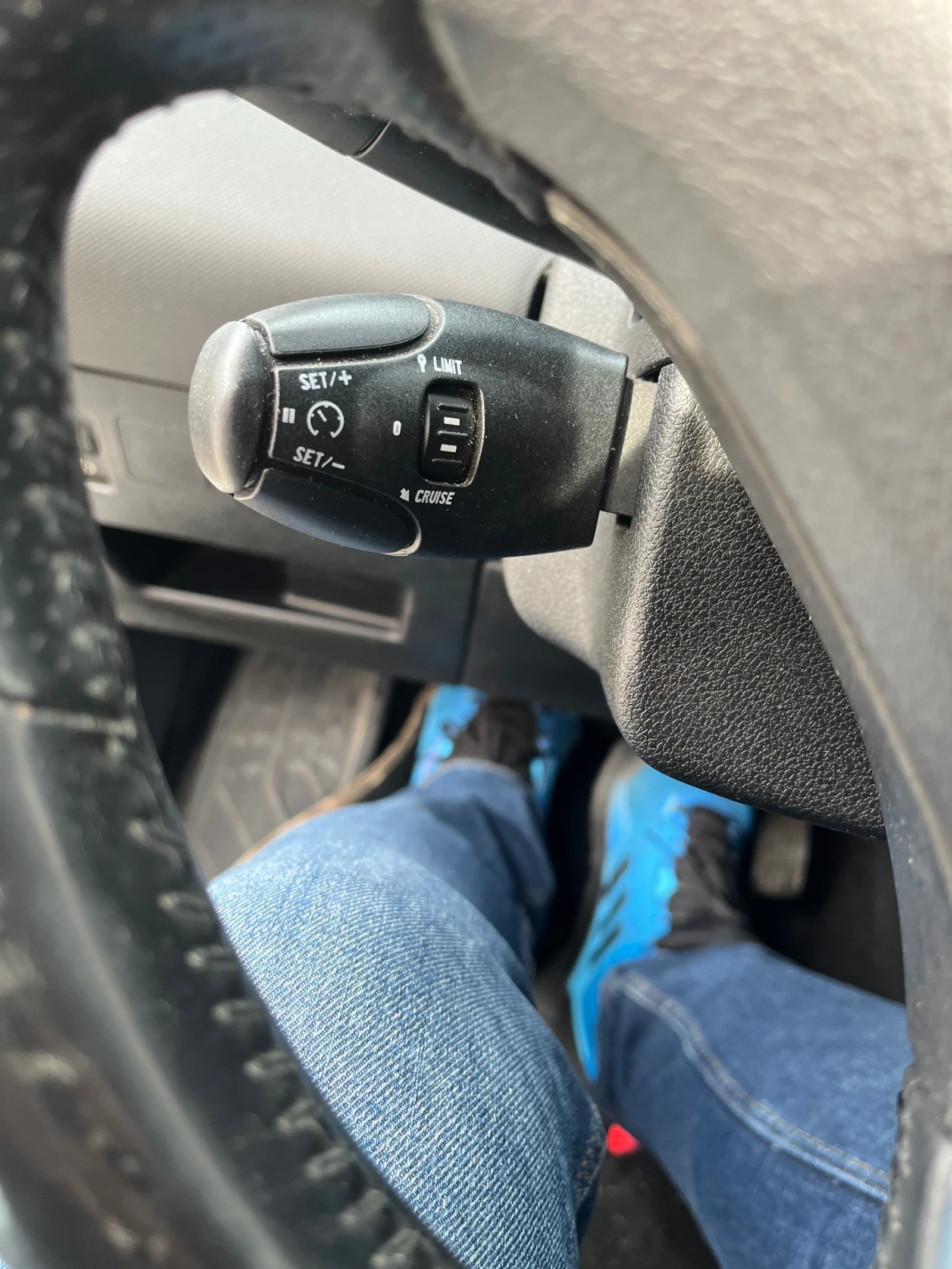 Peugeot 308 1.6 eHDI  - изображение 7
