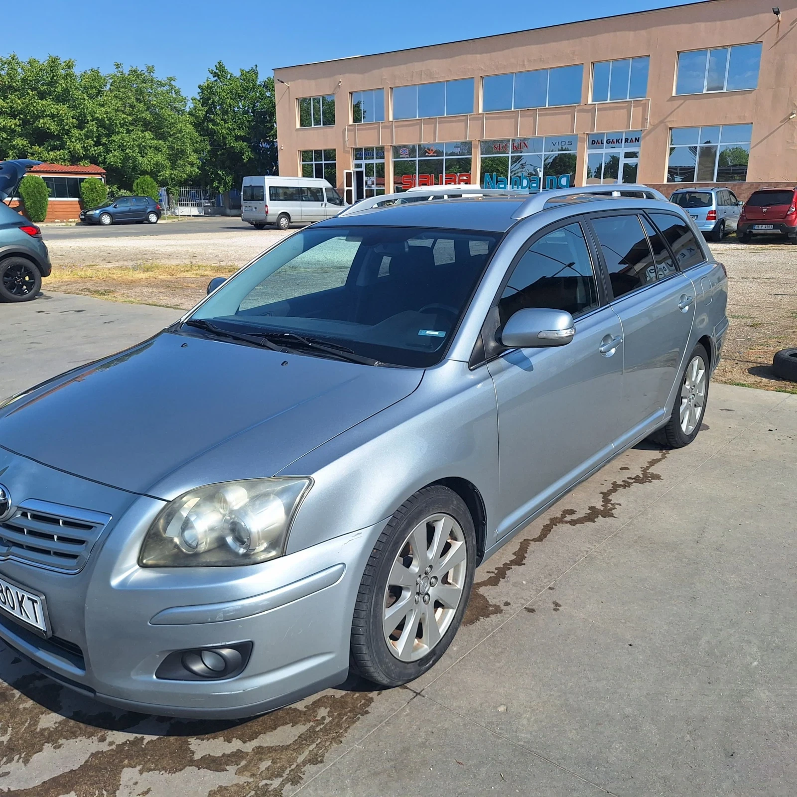 Toyota Avensis D4D 2.0 126  - изображение 5
