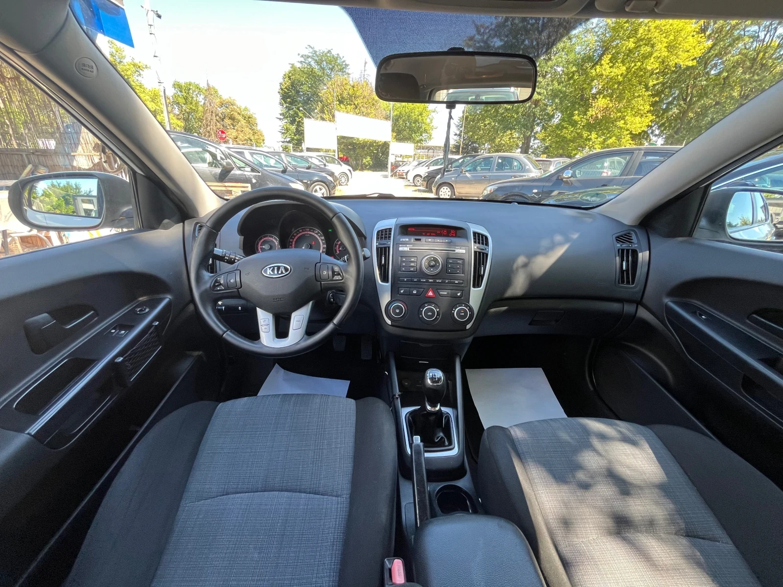 Kia Ceed 1.4i   | Mobile.bg   12