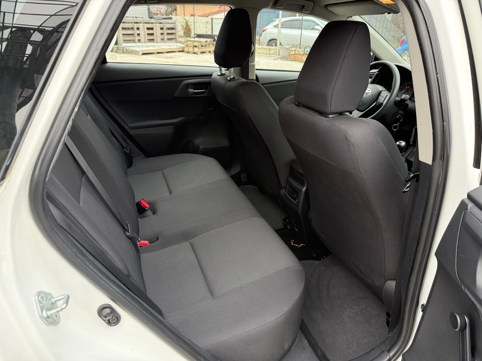 Toyota Auris | Mobile.bg � ����������� 16