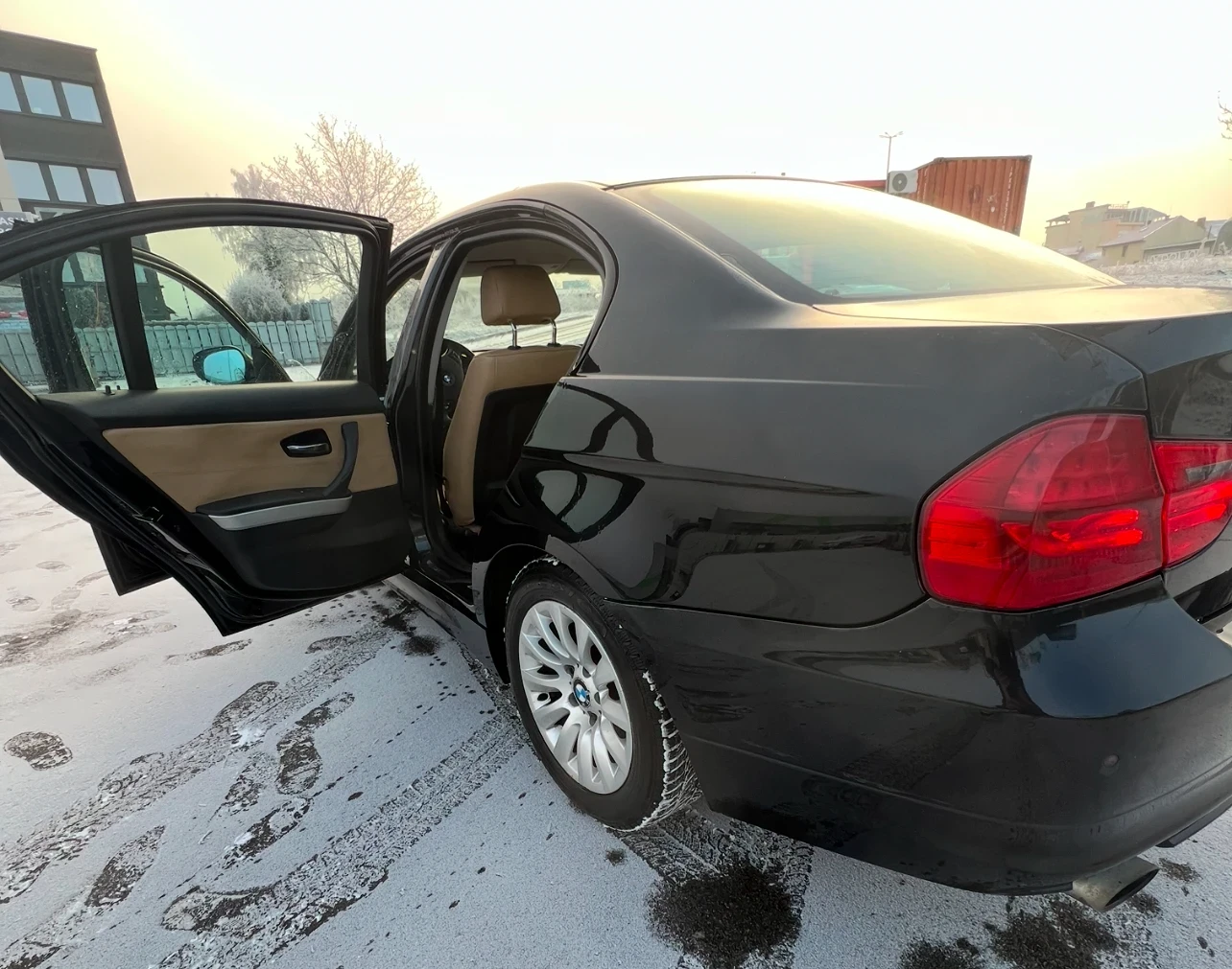 BMW 318  - изображение 3