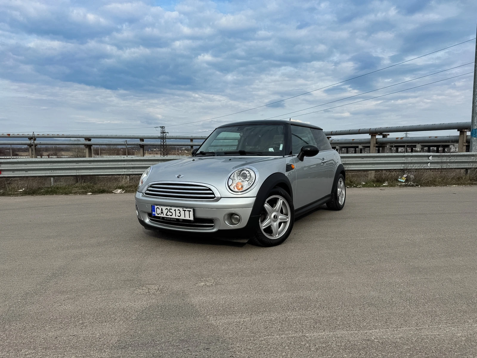 Mini Cooper 1.6 120 к.с. Automatic / 2ри собственик /