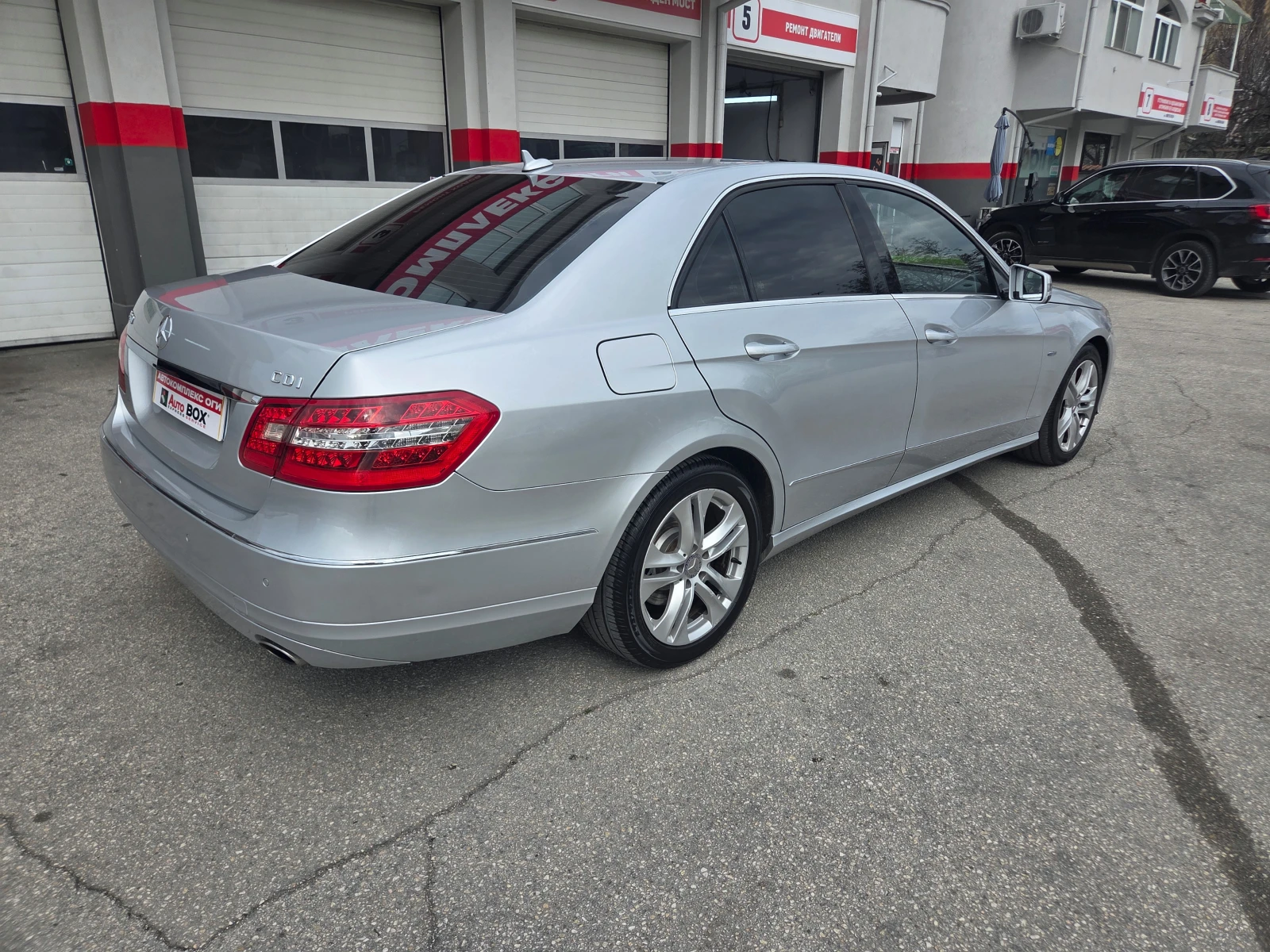 Mercedes-Benz E 350 CDI-Avantgarde/Night vision, снимка 5 - Автомобили и джипове - 53987686